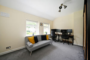 Raisen Hall Road Longley